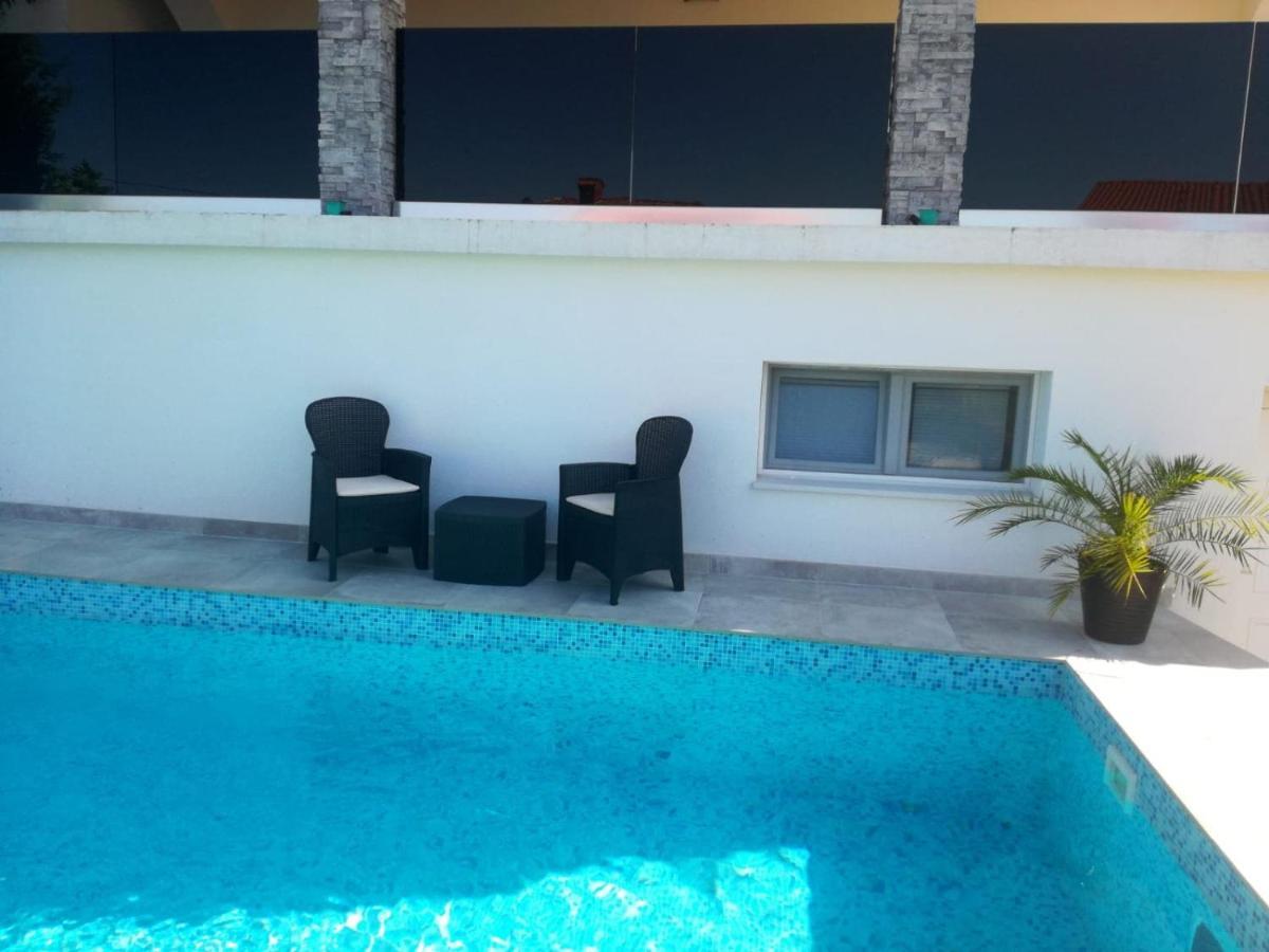 Villa Infinity Pinezići المظهر الخارجي الصورة